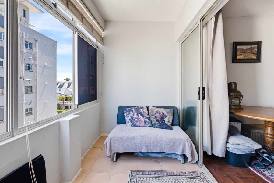 2 Bedroom Property for Sale in Sea Point Western Cape